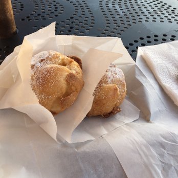 Beard Papa's - Yummy cream puffs. I loved that the custard wasn't heavy. - Bakeries Near Me - Irvine, California