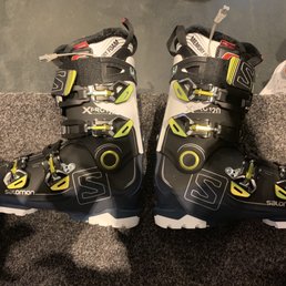 new custom boots thanks Tyler!