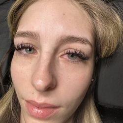 The Beauty Room - Angel set of lash extensions