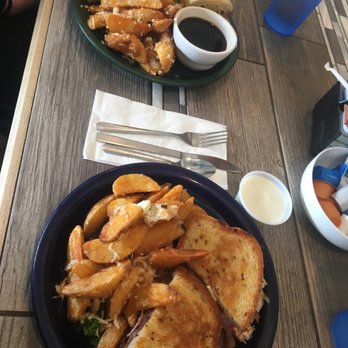 Mandy's Breakfast House - Breakfast & Brunch Near Me - Sonora, California