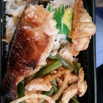 S&P Kitchen - Butterfish and chicken & beans bento - Thai Near Me - Honolulu, Hawaii