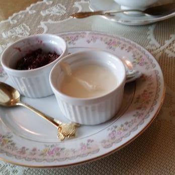 The New Leaf - Clotted Cream & Raspberry Jam - Gift Shops Near Me - Riverton, New Jersey