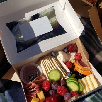Bleu Oak Charcuterie - Gorgeous small box - Food Delivery Services Near Me - Vista, California