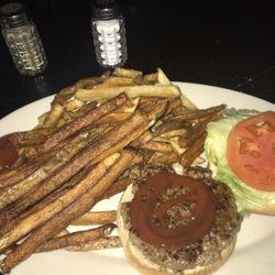 Kelly Hotel - 4oz burger and a load of fresh cut fries