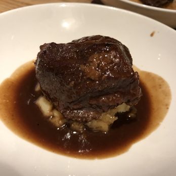 Atari Gastroteka - Beef cheeks - Spanish Near Me - Donostia / San Sebastián, SS
