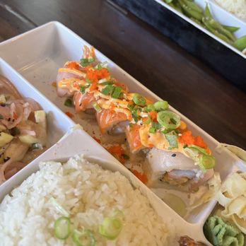 Eez Fusion - Sushi Bars Near Me - Huntersville, North Carolina