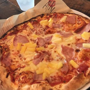MOD Pizza - Made my own pizza with ham and pineapple - Fast Food Near Me - Gurnee, Illinois