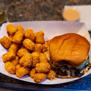 Hard Hat Lounge - Dive Bars Near Me - Las Vegas, Nevada Hard Hat Lounge - Dive Bars Near Me - Las Vegas, Nevada