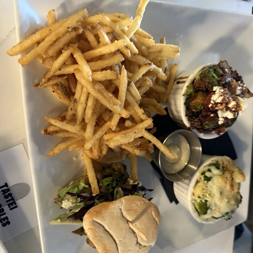 TASTE! Craft Eatery - Paso Robles - Quartet -2 - Salad Near Me - Paso Robles, California TASTE! Craft Eatery - Paso Robles - Quartet -2 - Salad Near Me - Paso Robles, California