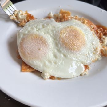 Rialto Cafe - Chilaquiles - Breakfast & Brunch Near Me - Fullerton, California Rialto Cafe - Chilaquiles - Breakfast & Brunch Near Me - Fullerton, California
