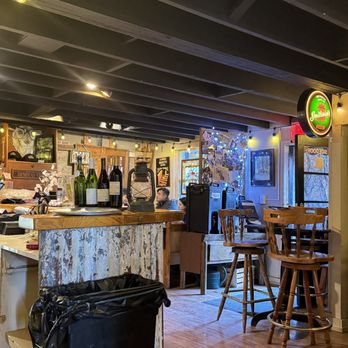 LouEddie's Pizza - Pizza Near Me - Skyforest, California LouEddie's Pizza - Pizza Near Me - Skyforest, California