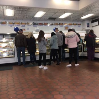 Mike's Pastry - Bakeries Near Me - Boston, Massachusetts Mike's Pastry - Bakeries Near Me - Boston, Massachusetts