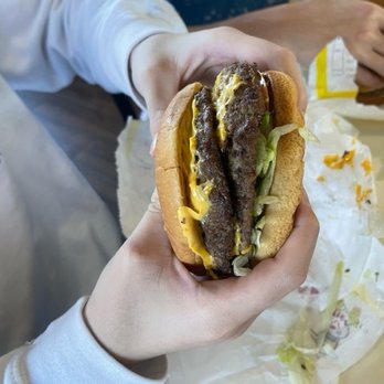 Griff's Hamburgers - Burgers Near Me - Garland, Texas