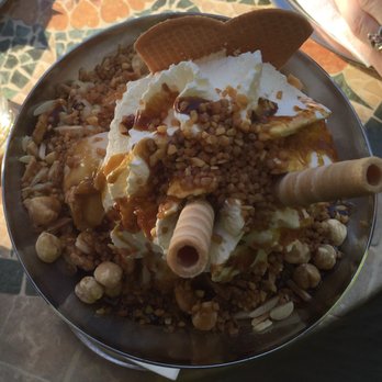 Eiscafe Maintor - Nussknacker becher - nusseis, gemischtenuss, nusslikor, nusssoße, Sahne !!! Nuss overload ;-)) - Cafes Near Me - Seligenstadt, HE Eiscafe Maintor - Nussknacker becher - nusseis, gemischtenuss, nusslikor, nusssoße, Sahne !!! Nuss overload ;-)) - Cafes Near Me - Seligenstadt, HE