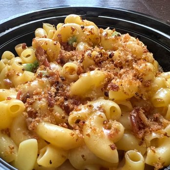 Mac Envy - a bowl of macaroni and cheese - Food Trucks Near Me Mac Envy - a bowl of macaroni and cheese - Food Trucks Near Me