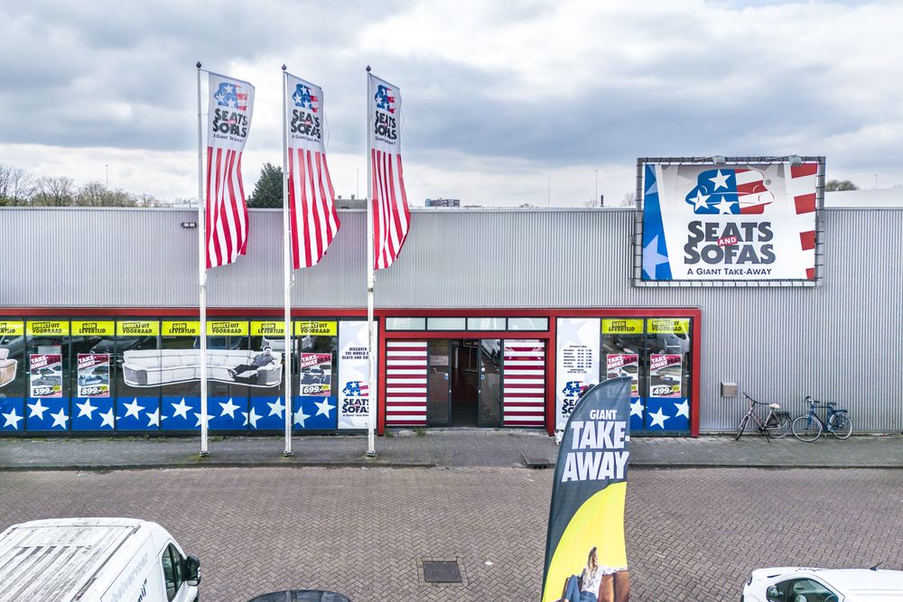 SEATS AND SOFAS SLIEDRECHT Updated August 2024 Conradstraat 8