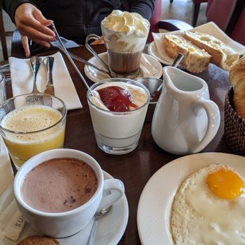 Café Panis - You add your own milk to the cocoa in the mug to make hot chocolate. It was tasty. - Brasseries Near Me - Paris, 75 Café Panis - You add your own milk to the cocoa in the mug to make hot chocolate. It was tasty. - Brasseries Near Me - Paris, 75