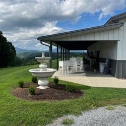 Winter Wood Farm - Side patio and water fountain. They will adjust the layout here on the patio to whatever you want!