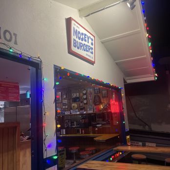 Moseys Burgers - Burgers Near Me - Cayucos, California
