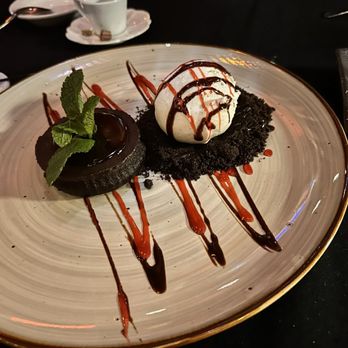 La Vie Mediterranean Restaurant - Lebanese Near Me - Pompano Beach, Florida