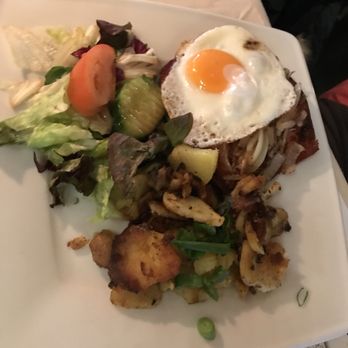 Restaurant Nolle - Bavarian meatloaf - German Near Me - Berlin, BE