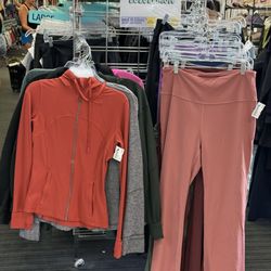 Plato's Closet - Coralville