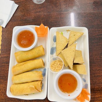 White Springs Cafe - Tofu and egg roll - Thai Near Me - Arcadia, California White Springs Cafe - Tofu and egg roll - Thai Near Me - Arcadia, California