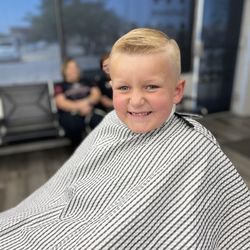 D & M Barber Shop