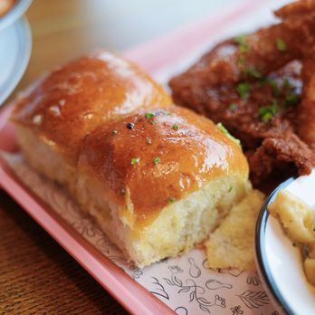 Honeymoon Chicken - honey butter rolls! - Chicken Shop Near Me - Washington, DC, District of Columbia