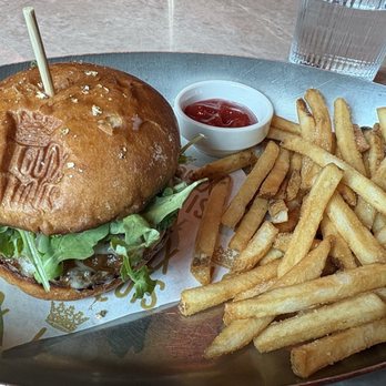 LOUIX LOUIS - Wagyu beef burger with fries - Cocktail Bars Near Me - Toronto, Ontario LOUIX LOUIS - Wagyu beef burger with fries - Cocktail Bars Near Me - Toronto, Ontario