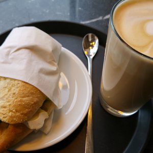 Foto zu Maxway Coffee - Berlin, Deutschland. Der leckere Kaffee