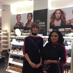 Sephora Park Meadows  Denver CO. (Lone Tree)  I have never had so much fun in a Sephora from New York to Texas as I did today!