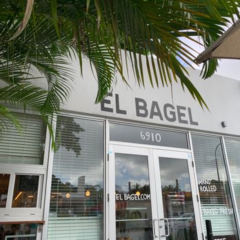El Bagel - Front of Store - Bagels Near Me - Miami, Florida