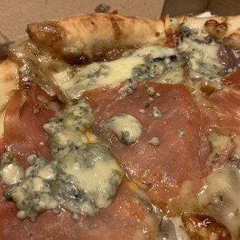 Dewey's Pizza - Figgy Piggy -- blue cheese was a little extra blue - Pizza Near Me - St. Charles, Missouri