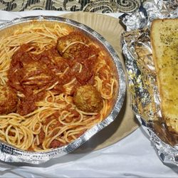Slice of Italy Pizza - Spaghetti w/ Meatballs and garlic bread