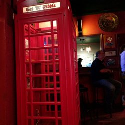 The Cat 'N' Fiddle - Cool little place... Live music and great pub food