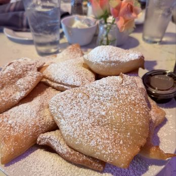 Huey's On the River - Beignets - Cajun/Creole Near Me - Savannah, Georgia Huey's On the River - Beignets - Cajun/Creole Near Me - Savannah, Georgia