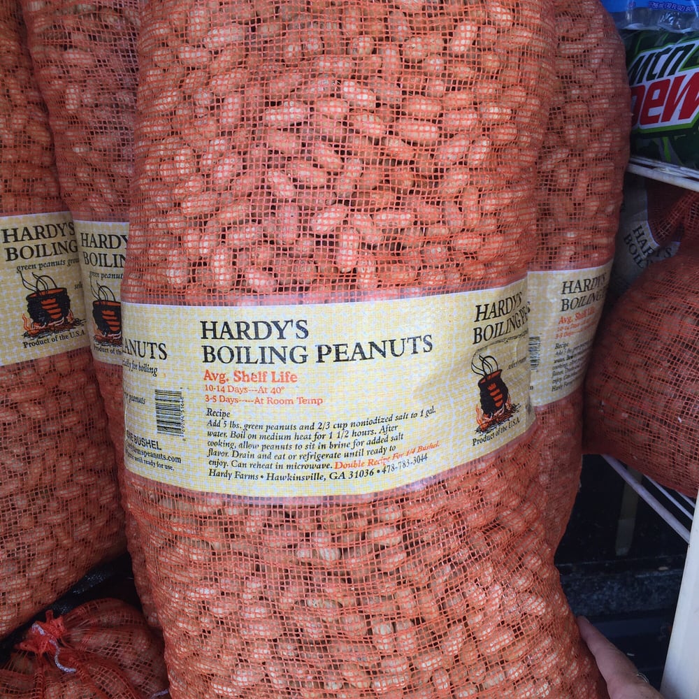 Hardy Farms Fresh Green & Boiled Peanuts Logo