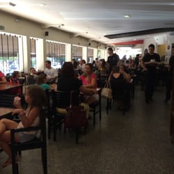 Casa do Yakisoba - Sempre cheio aos sábados.