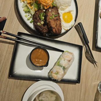 GAO - Pork chop & springroll - Vietnamese Near Me - Quebec City, Quebec GAO - Pork chop & springroll - Vietnamese Near Me - Quebec City, Quebec