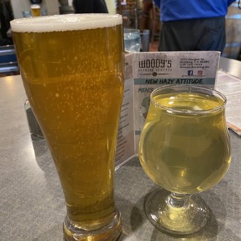 Woody's Brewing - Swheat Dreams and Pacific Pineapple Cider - New American Near Me - Redding, California