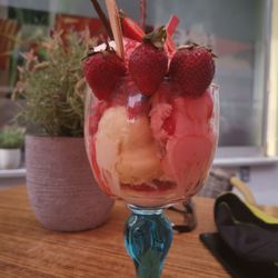 Schukurama 2 - Erdbeerbecher