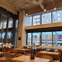 PCC Corner Market - In store eating area...says 30 min limit