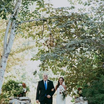 High Sierra Iris & Wedding Gardens - Venues & Event Spaces Near Me - Camino, California High Sierra Iris & Wedding Gardens - Venues & Event Spaces Near Me - Camino, California