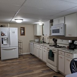 The Getaway Place - Fully equipped kitchen available for the foodies in your group.