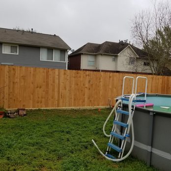 Hutchens' Fencing - Fences & Gates Near Me - Katy, Texas Hutchens' Fencing - Fences & Gates Near Me - Katy, Texas