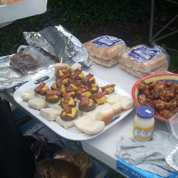 Grillaxin BBQ Service - it was that good - Caterers Near Me Grillaxin BBQ Service - it was that good - Caterers Near Me