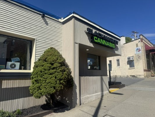 Black Market Canna Co LLC, 89 Main Street, Poughkeepsie, NY 12601