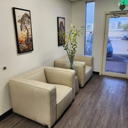 Moringa Natural Health Center - Waiting lounge
