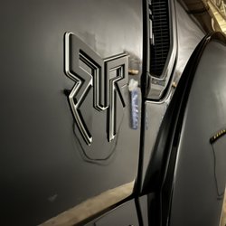 Stamm Auto Detailing And Coatings - Stand out with gloss from a ceramic coating